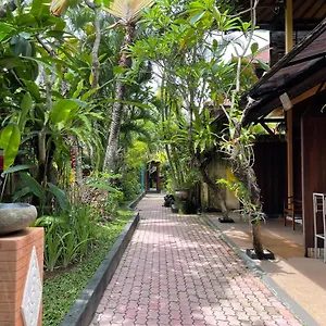  Gasthuis De Puspa Indonesië